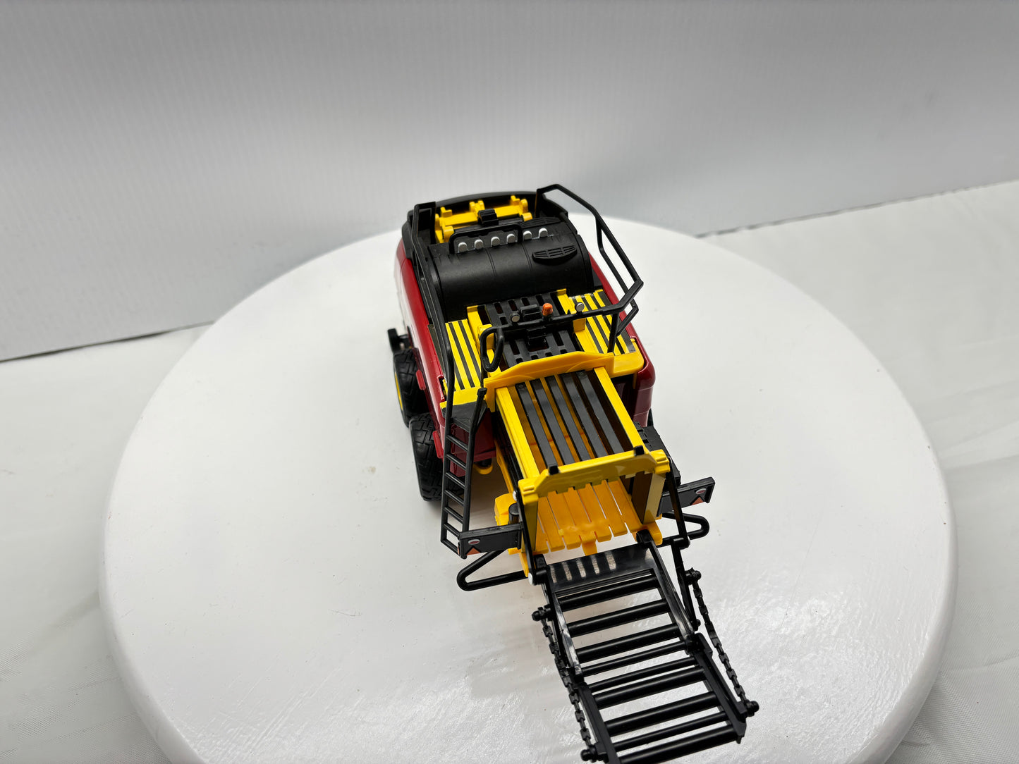 1/32 New Holland BigBaler Plus