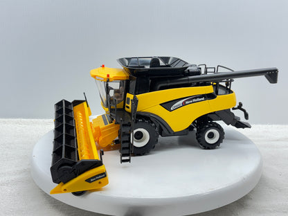 1/16 New Holland CR9060