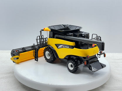 1/16 New Holland CR9060