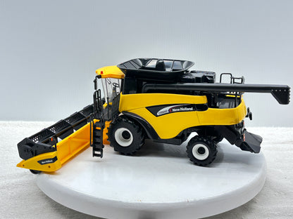 1/16 New Holland CR9060