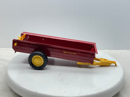 1/16 New Holland Manuve Spreader