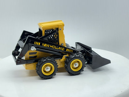 1/16 New Holland Skid-Steer