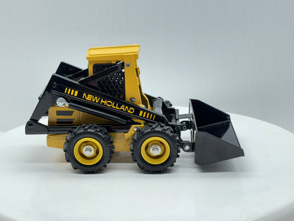 1/16 New Holland Skid-Steer