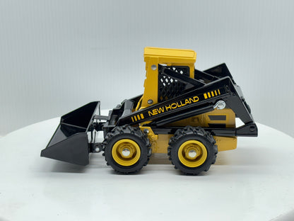 1/16 New Holland Skid-Steer