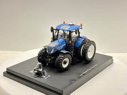 1/32 New Holland T7.225