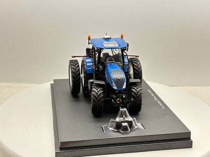 1/32 New Holland T7.225