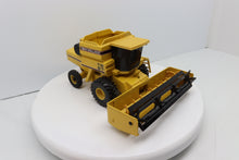 1/32 New Holland TR87