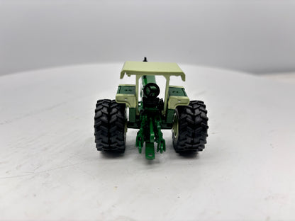 1/64 Oliver 1755 Front Wheel Assist