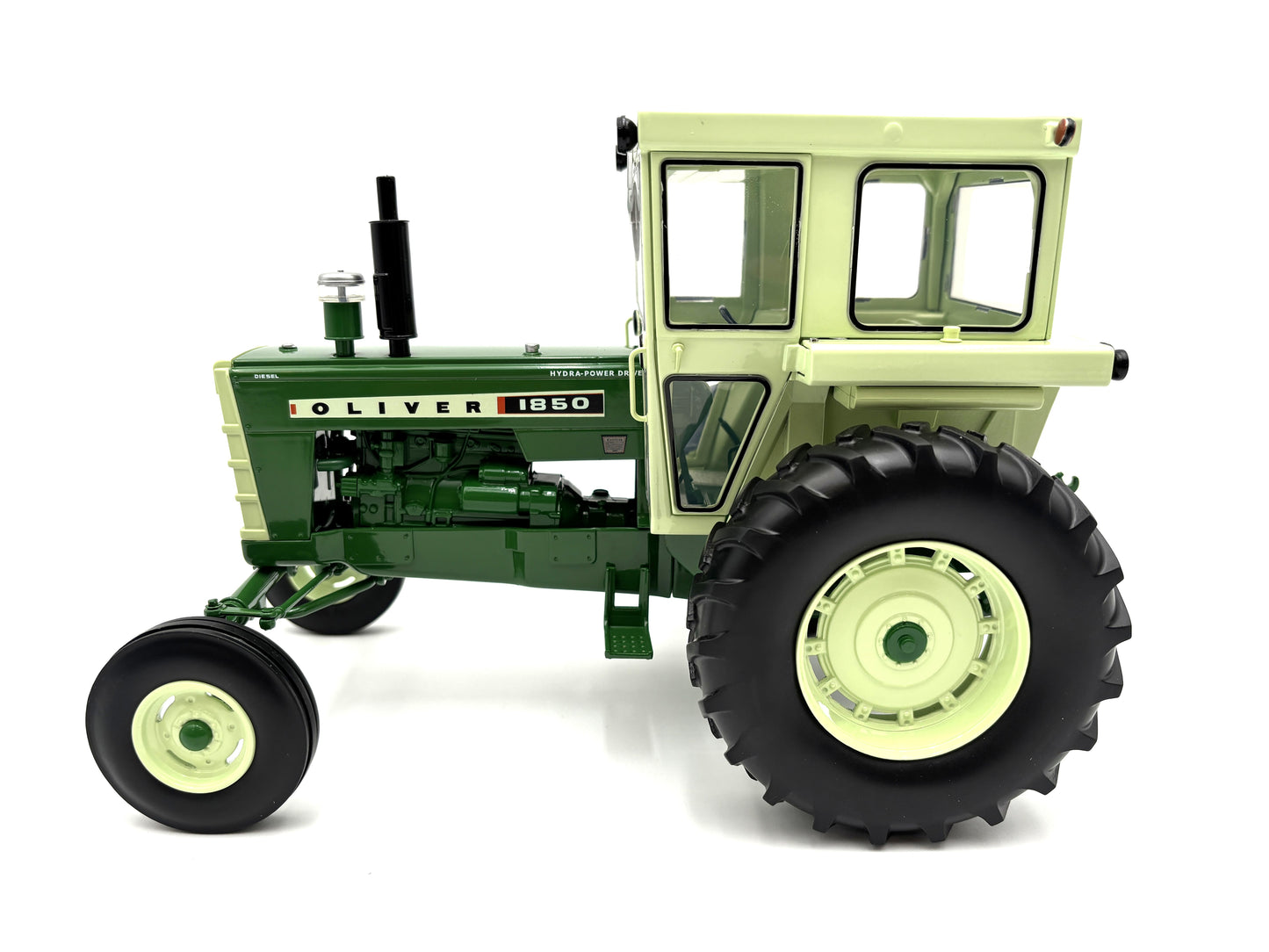 1/16 Oliver 1850 with Cab