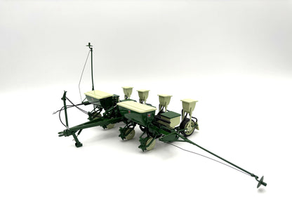 1/16 Oliver 540 4 Row Planter