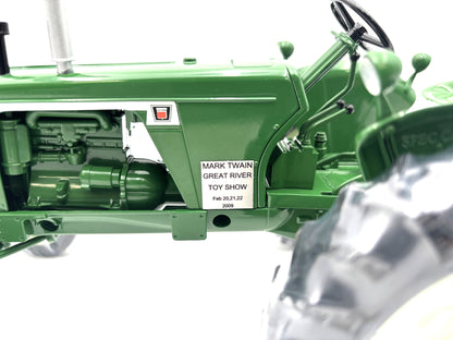 1/16 Oliver 660 with #84 Sickle Mower