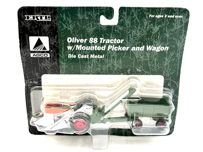 1/64 Oliver 88 with Picker & Wagon