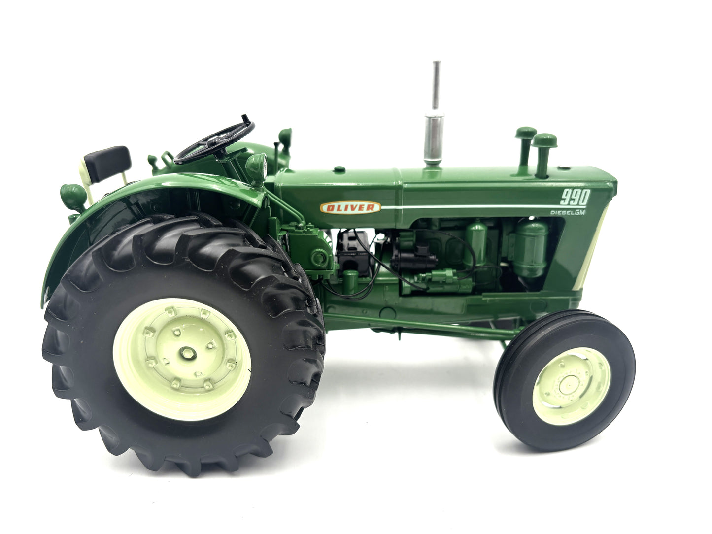 1/16 Oliver 990 Diesel (2022)