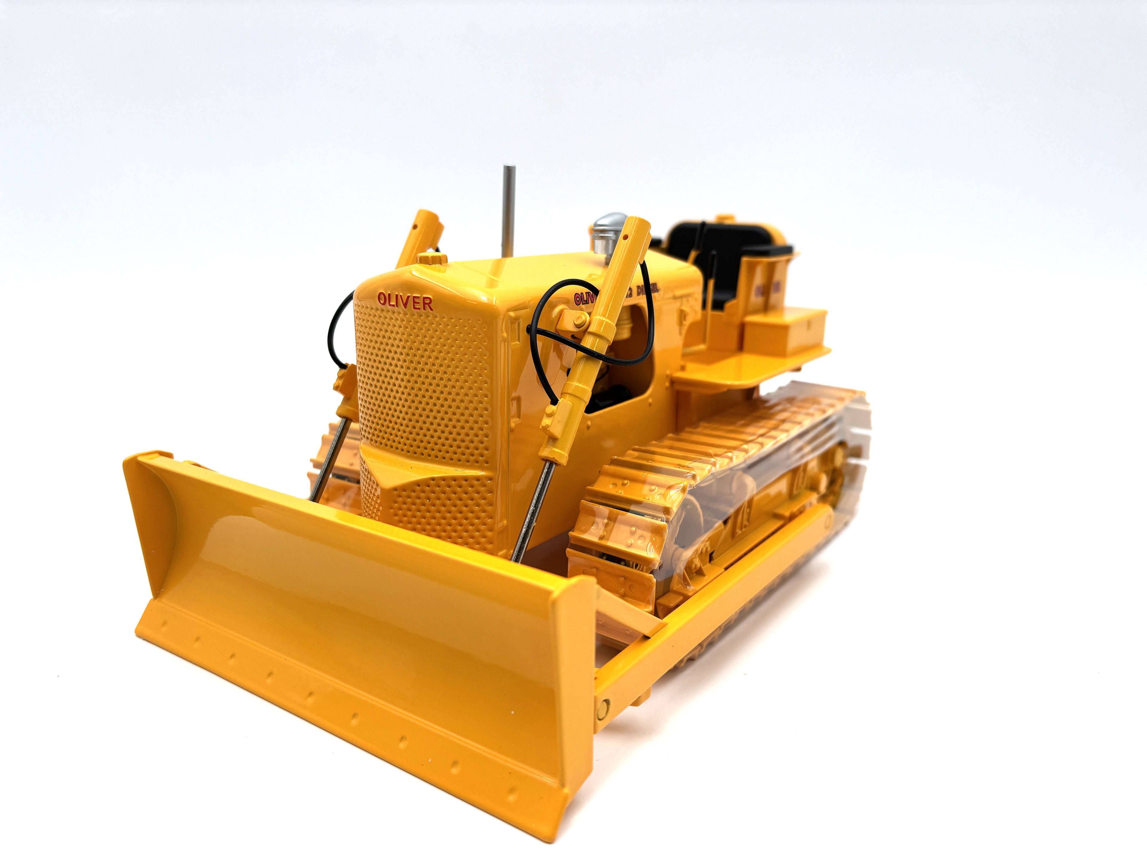 1/16 Oliver OC-12