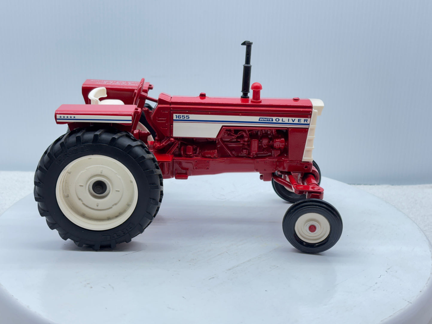 1/16 Oliver 1655 Farm Show Edition