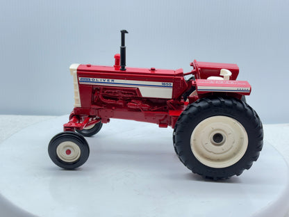 1/16 Oliver 1655 Farm Show Edition