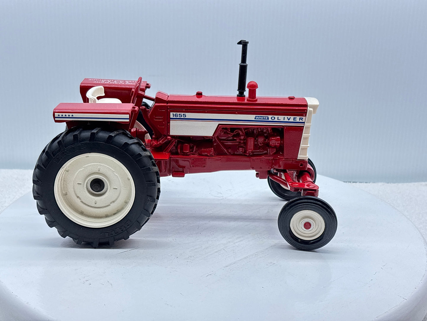 1/16 Oliver 1655 Farm Show Edition