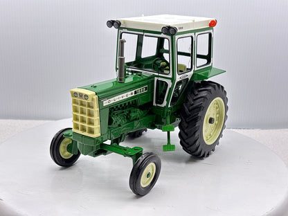 1/16 Oliver 1655 with Hiniker Cab