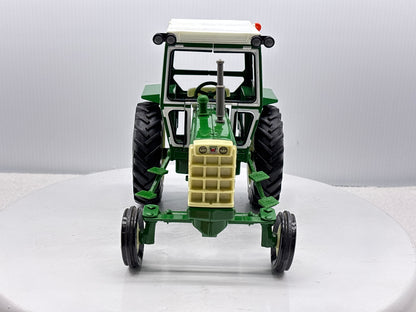 1/16 Oliver 1655 with Hiniker Cab