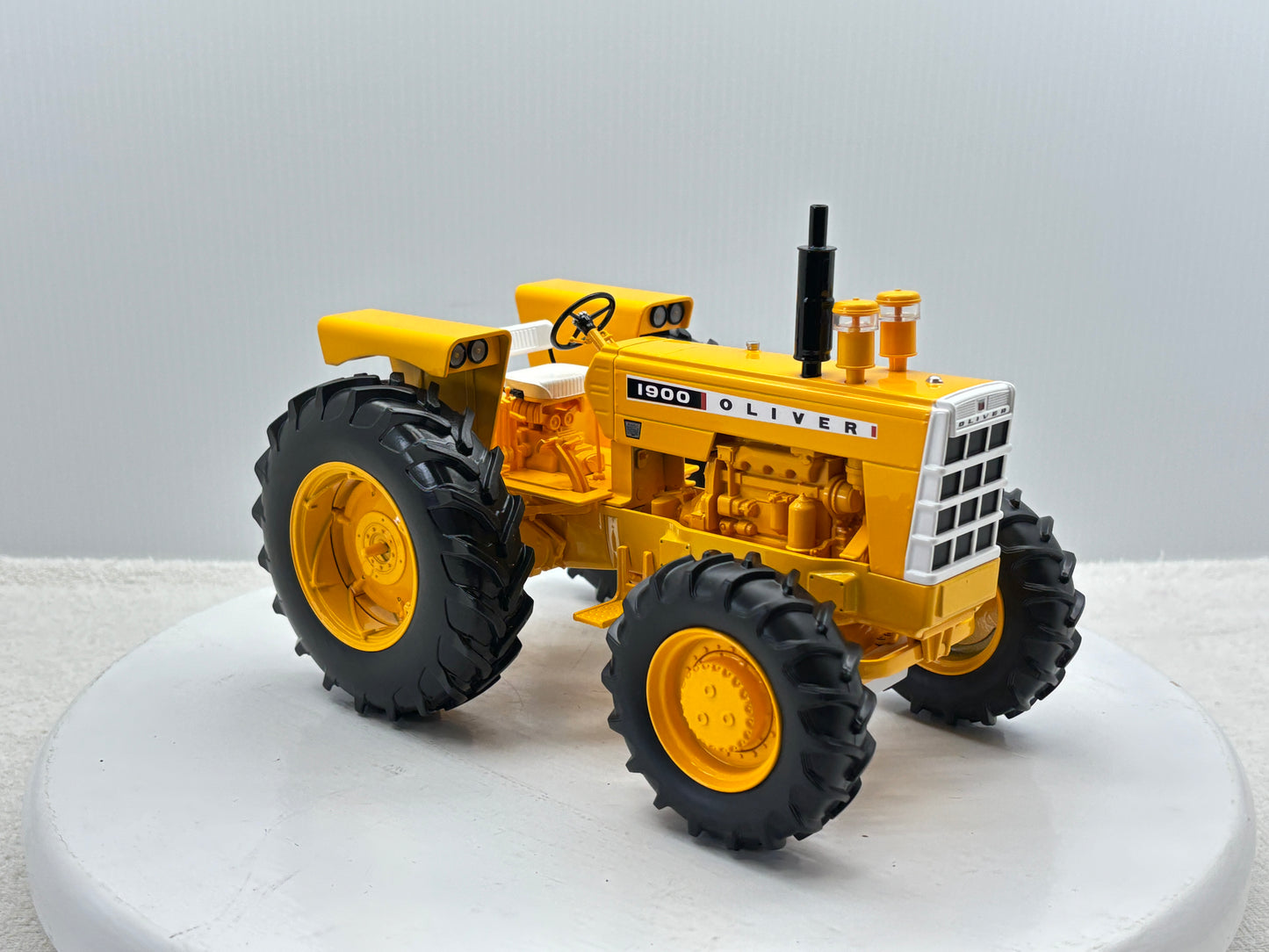 1/16 Oliver 1900 Industrial