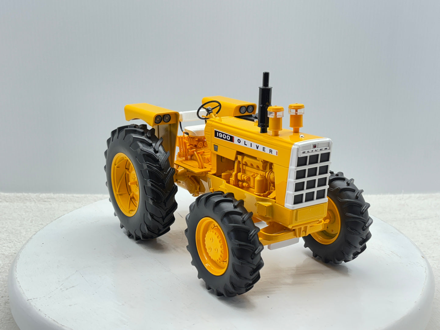 1/16 Oliver 1900 Industrial
