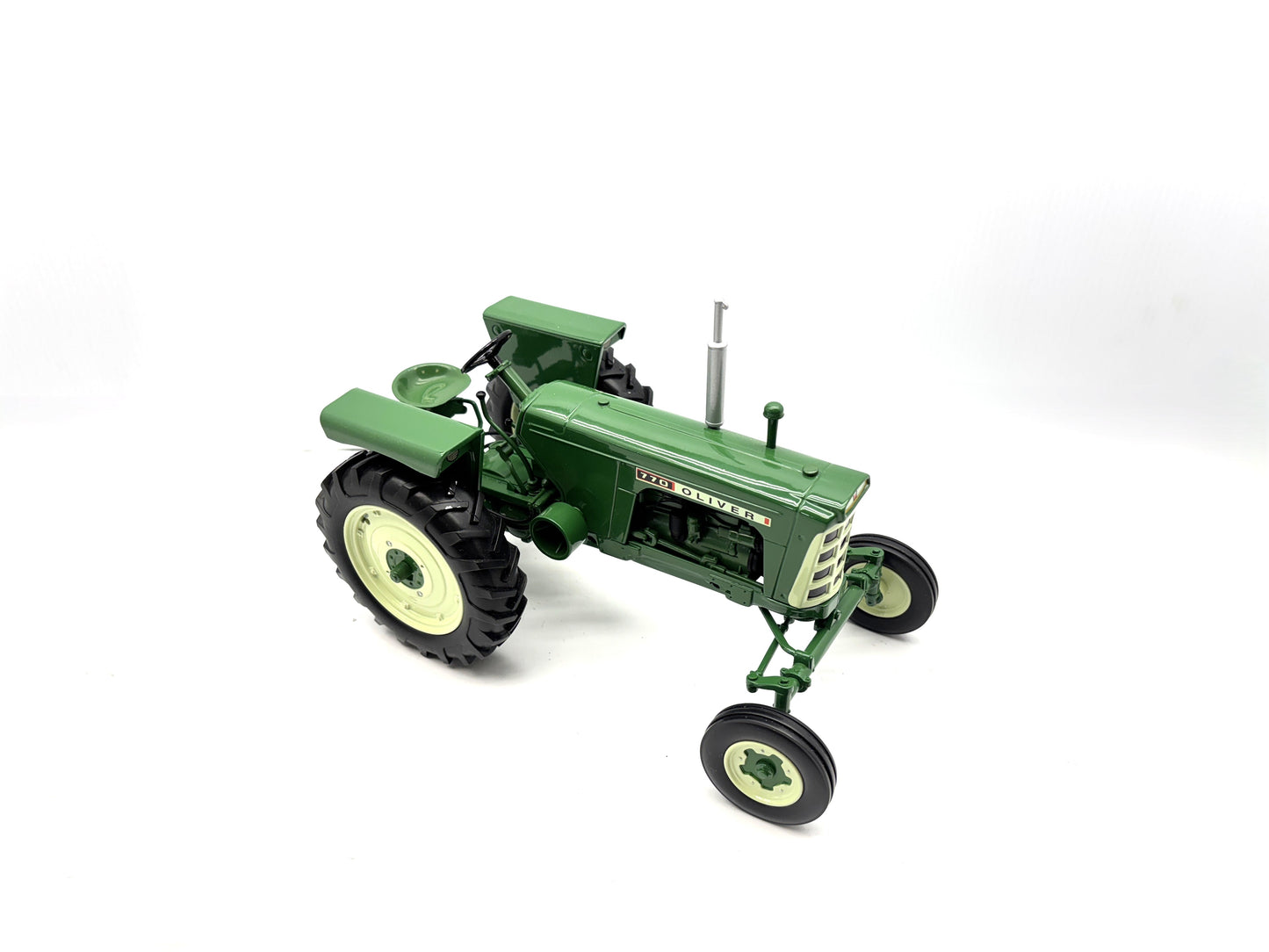 1/16 Oliver 770