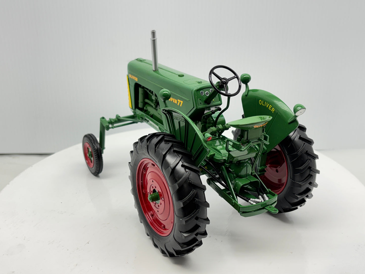 1/16 Oliver 77 Hi-Crop
