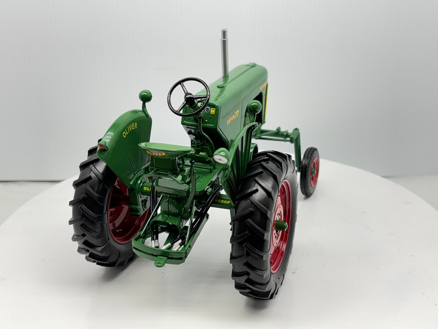 1/16 Oliver 77 Hi-Crop