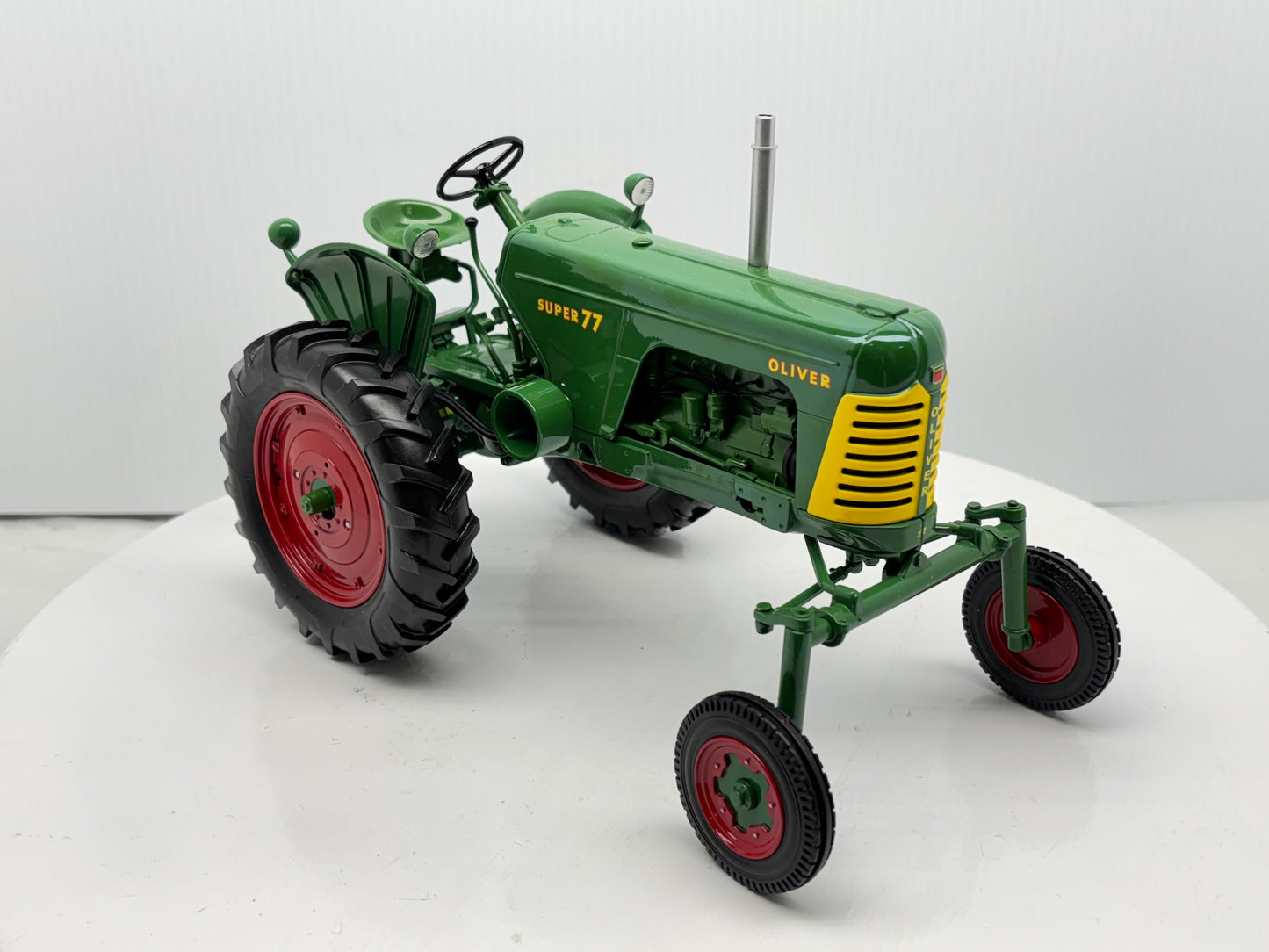1/16 Oliver 77 Hi-Crop