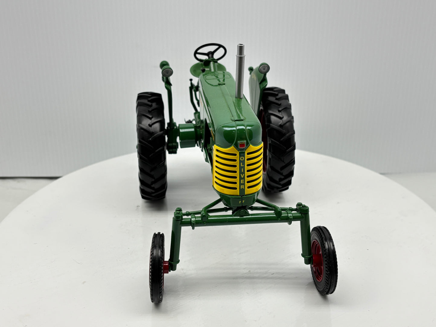 1/16 Oliver 77 Hi-Crop