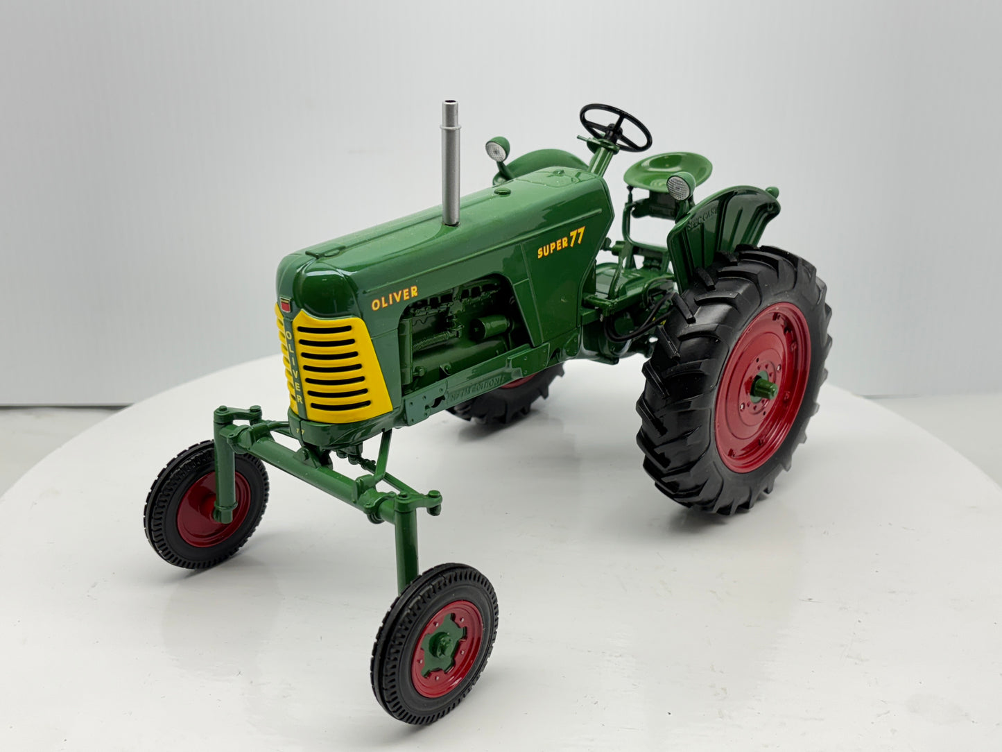 1/16 Oliver 77 Hi-Crop