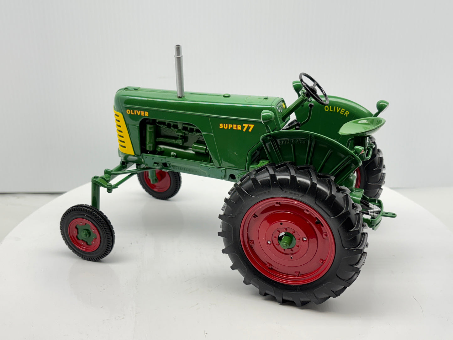 1/16 Oliver 77 Hi-Crop