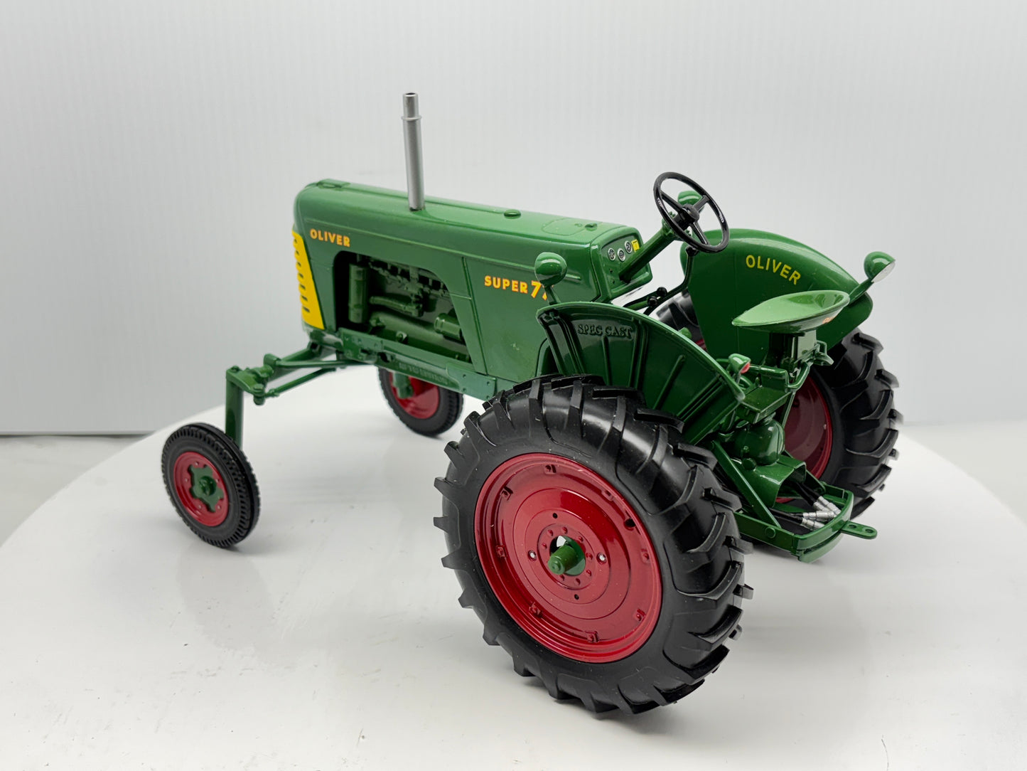 1/16 Oliver 77 Hi-Crop