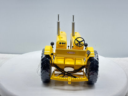 1/16 Oliver 880 Twin Engine Industrial