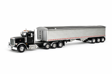 1/16 Peterbilt 367 with Grain Trailer