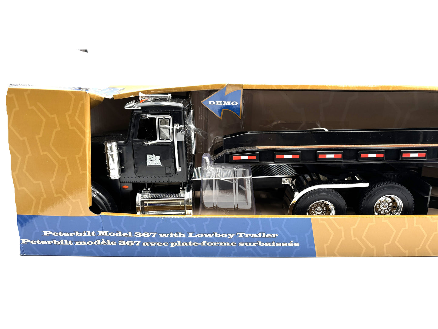 1/16 Peterbilt 367 with Lowboy