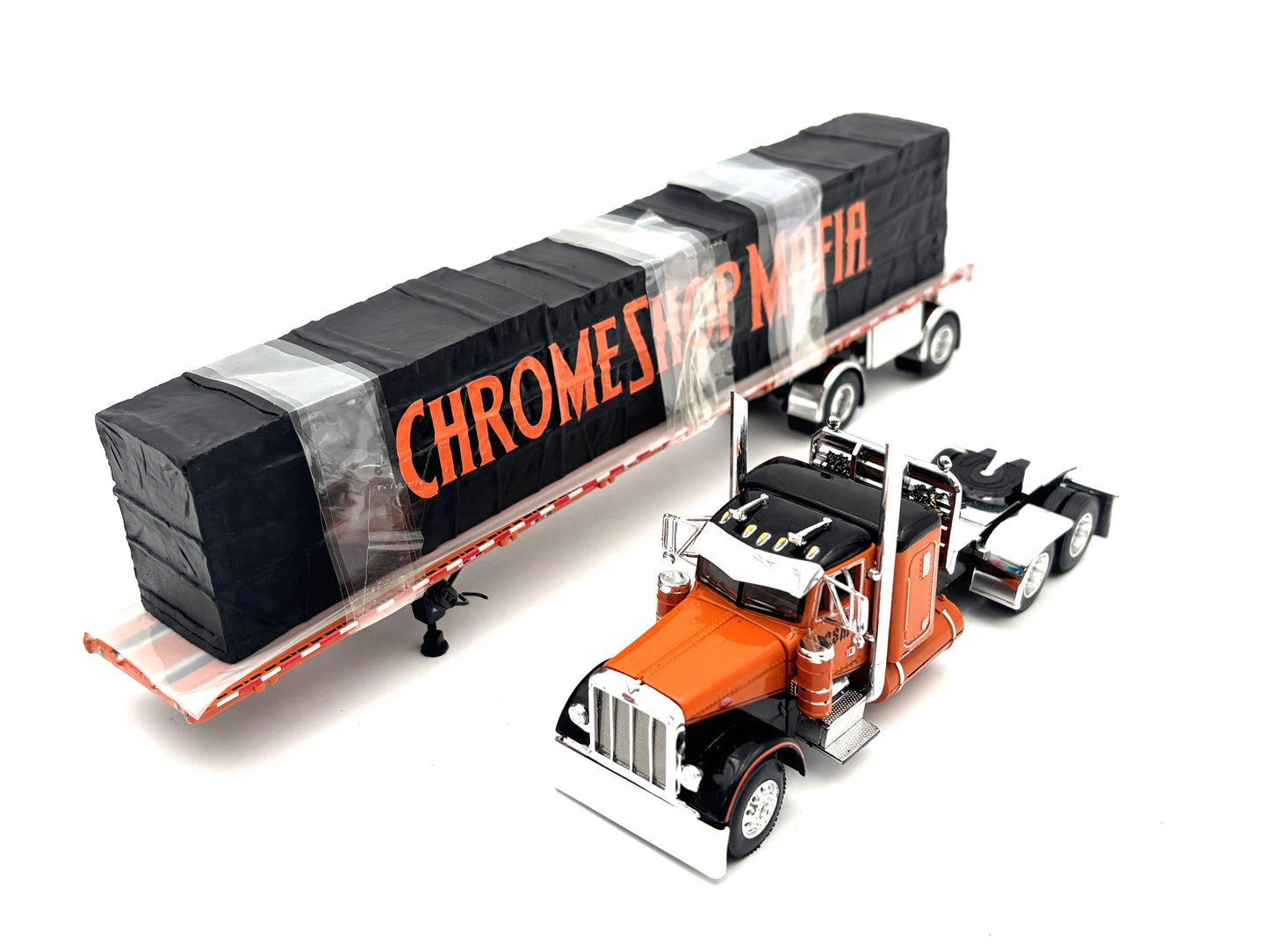 1/64 Peterbilt 379 Chrome Shop Mafia