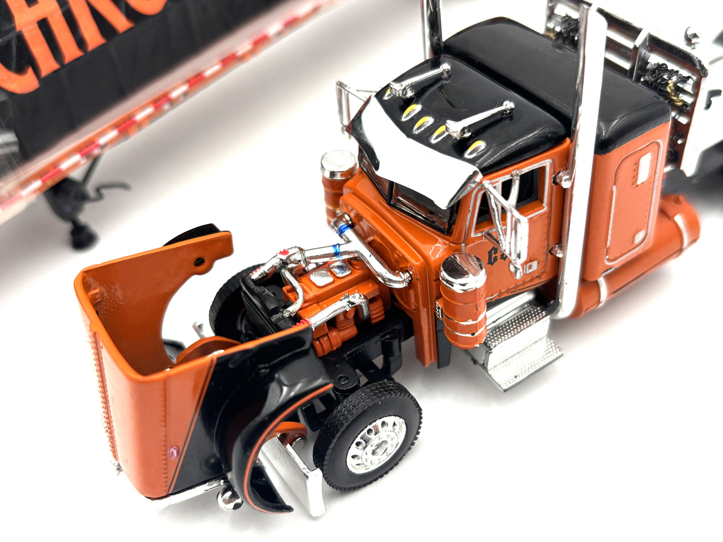 1/64 Peterbilt 379 Chrome Shop Mafia