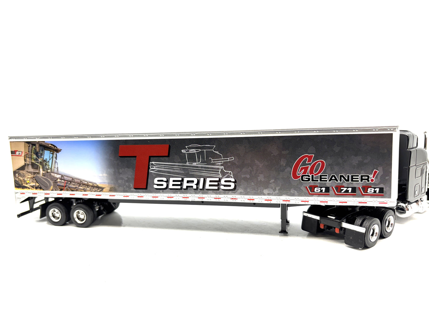 1/64 Peterbilt 379 Gleaner T-Series