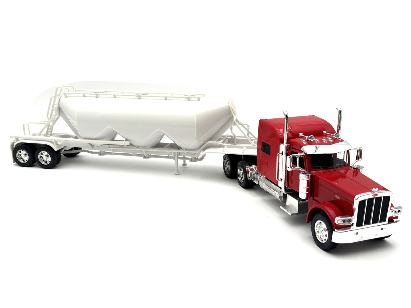 1/32 Peterbilt 379 with Pneumatic Trailer