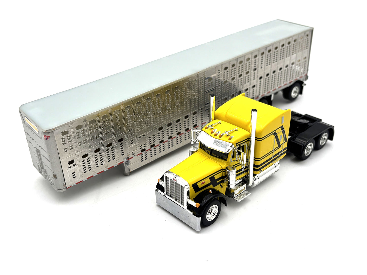 1/64 Peterbilt 379 with Wilson Superstar