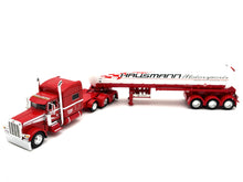 1/64 Peterbilt 389 Hausmann Motorsports