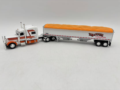 1/64 Peterbilt 389 with 43' Wilson Tri-State Commodities