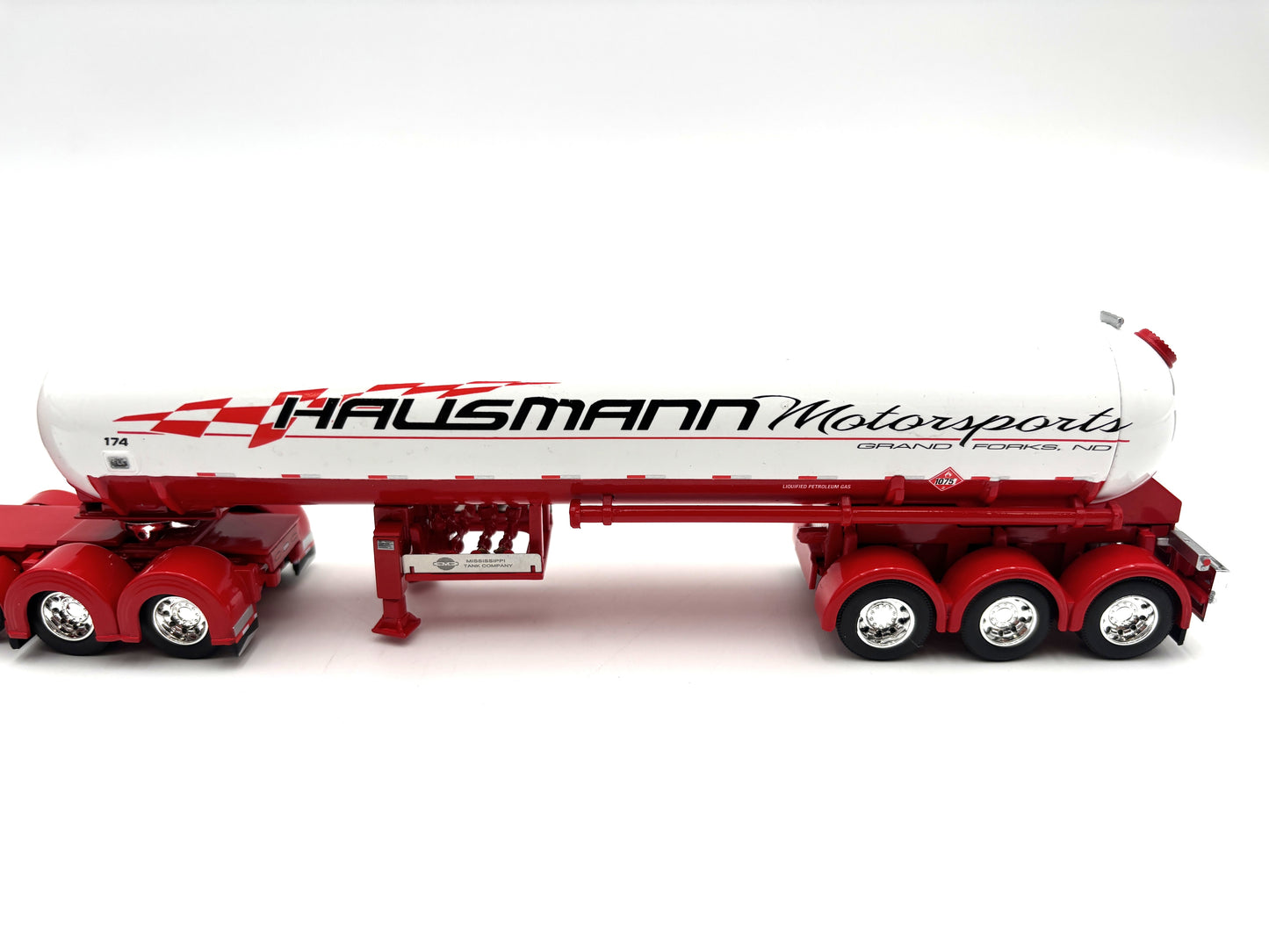 1/64 Peterbilt 389 Tri-axle