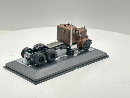 1/64 Peterbilt 281 (1955)