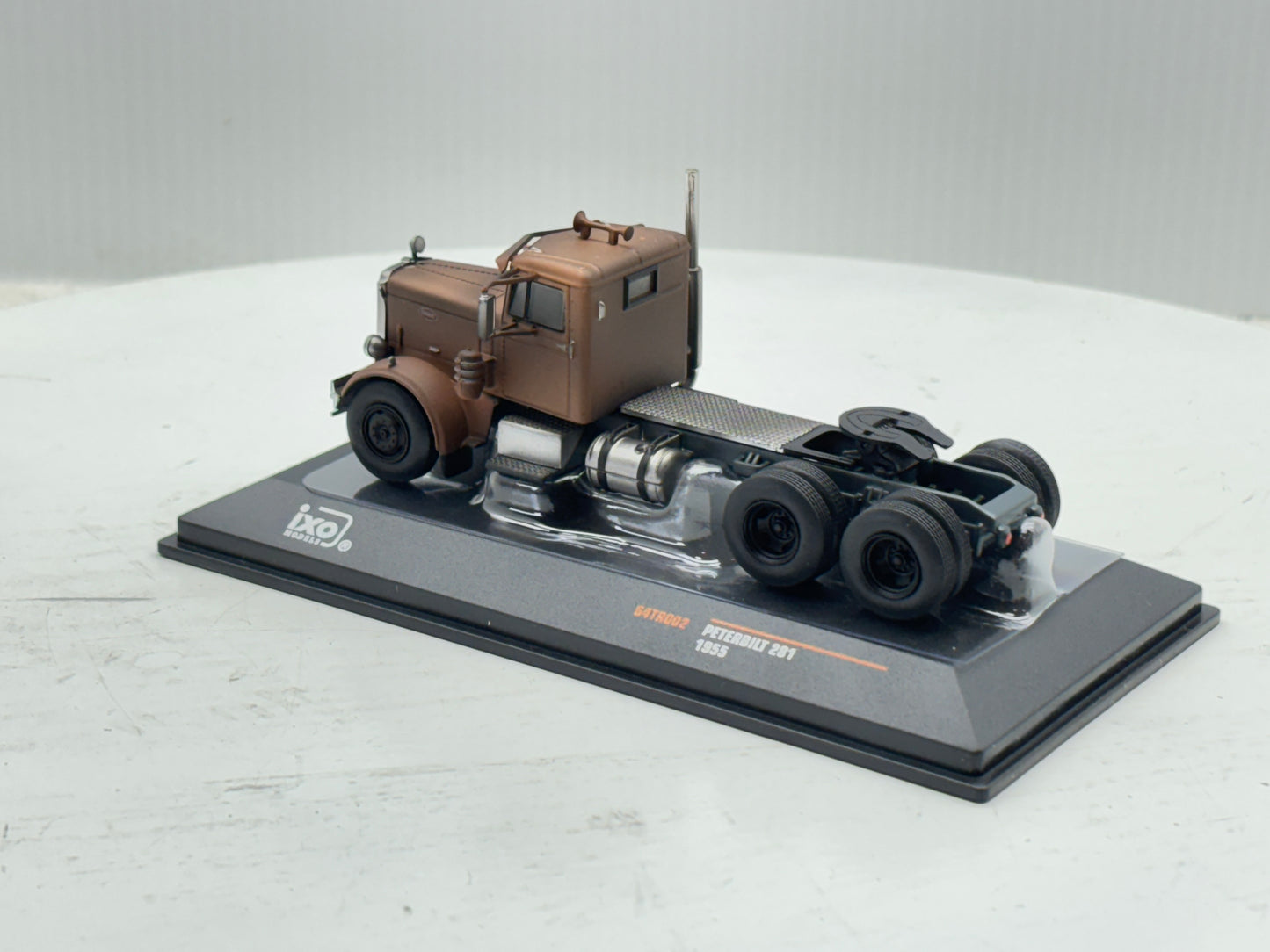 1/64 Peterbilt 281 (1955)