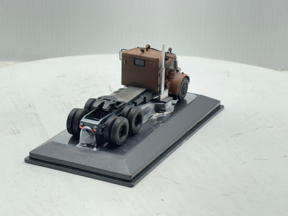 1/64 Peterbilt 281 (1955)