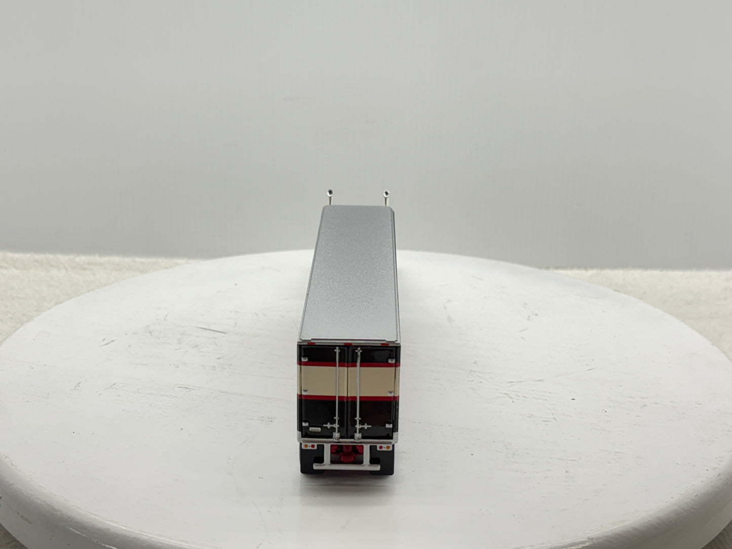 1/64 Peterbilt 359