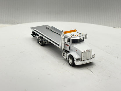 1/64 Peterbilt 385 Rollback White