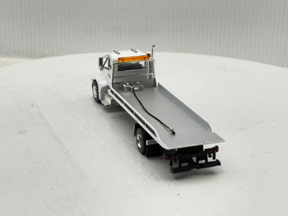 1/64 Peterbilt 385 Rollback White